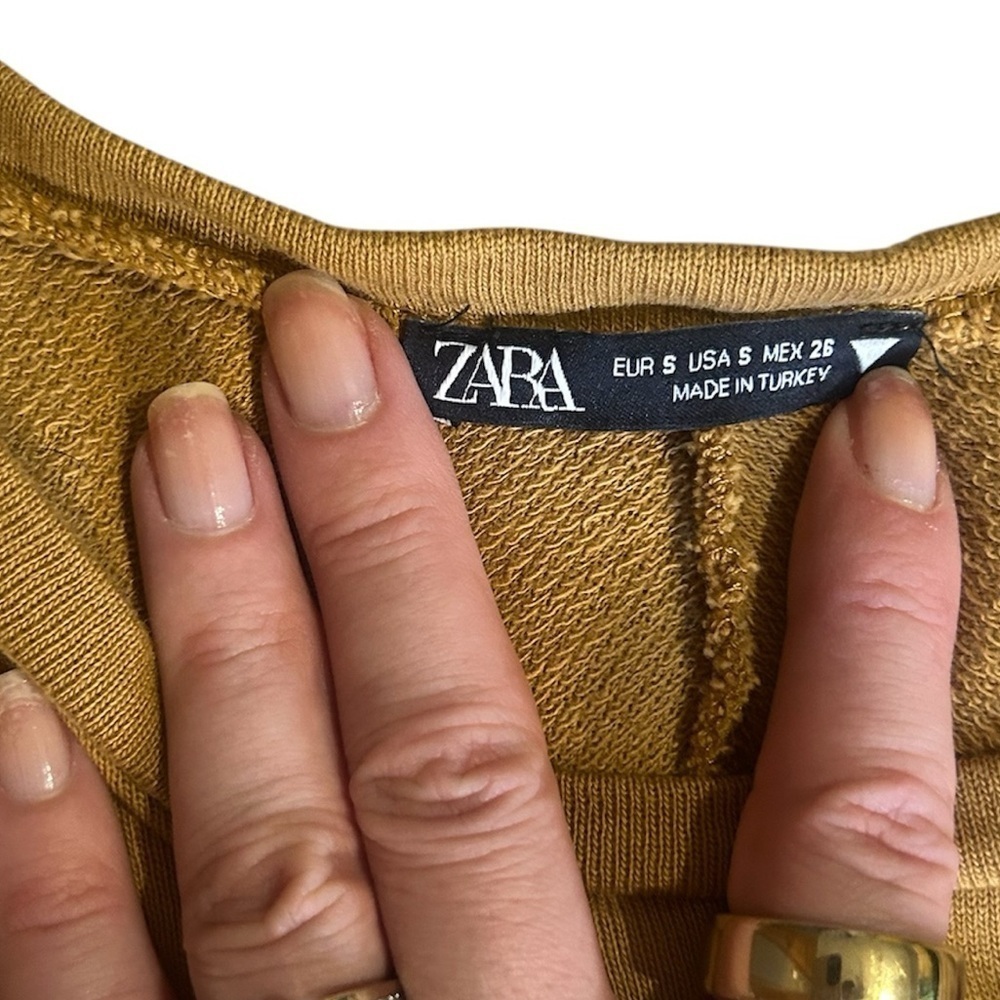 Good Condition Zara dress with pockets - Picture 4 of 4